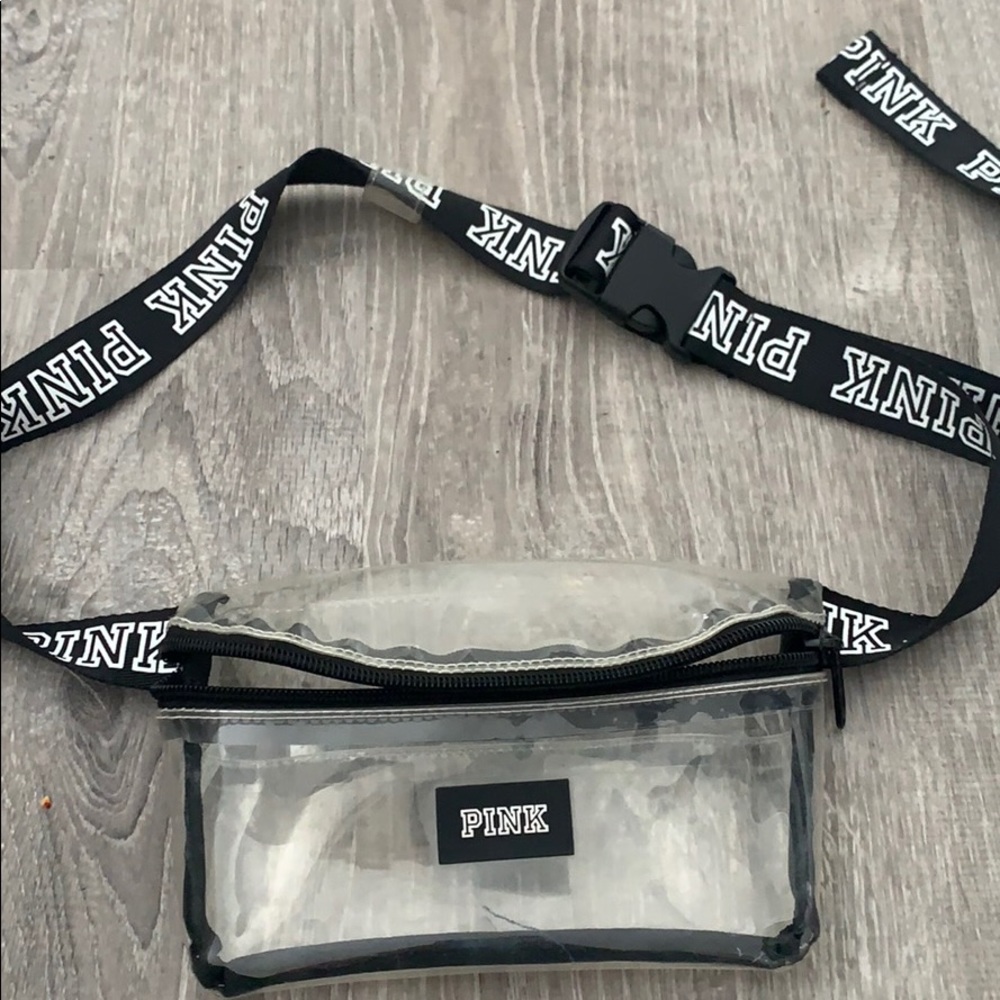 PINK VS FANNY PACK
